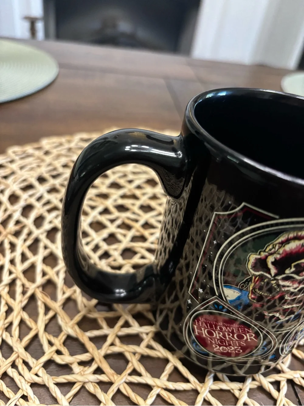 2023 universal studios Halloween horror nights never go alone mug